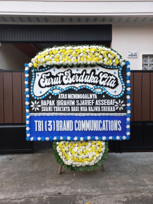 Papan Bunga Duka di Nagaleah